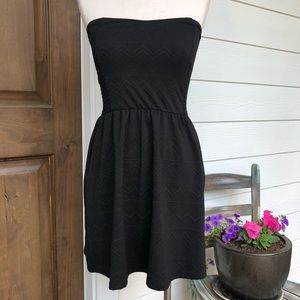 I’m in love with Derek tube mini dress